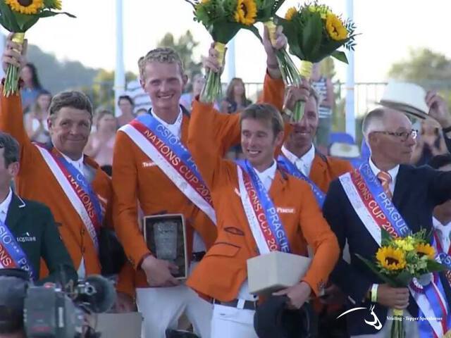 TEAMNL SPRINGRUITERS WINNEN OVERTUIGEND FEI NATIONS CUP IN PRAAG